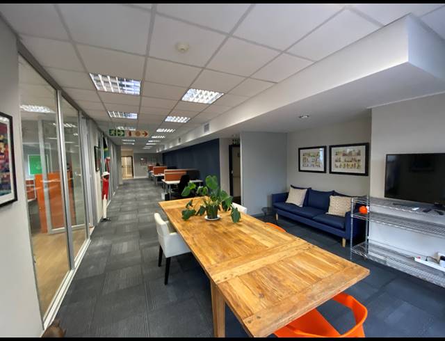 395M² OFFICE FOR SALE IN CAPE TOWN CITY CENTRE